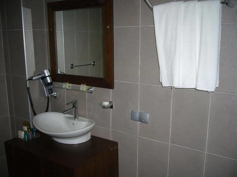 City Wall Hotel Истанбул Екстериор снимка